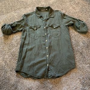 Athleta olive green linen long sleeve shirt sz M